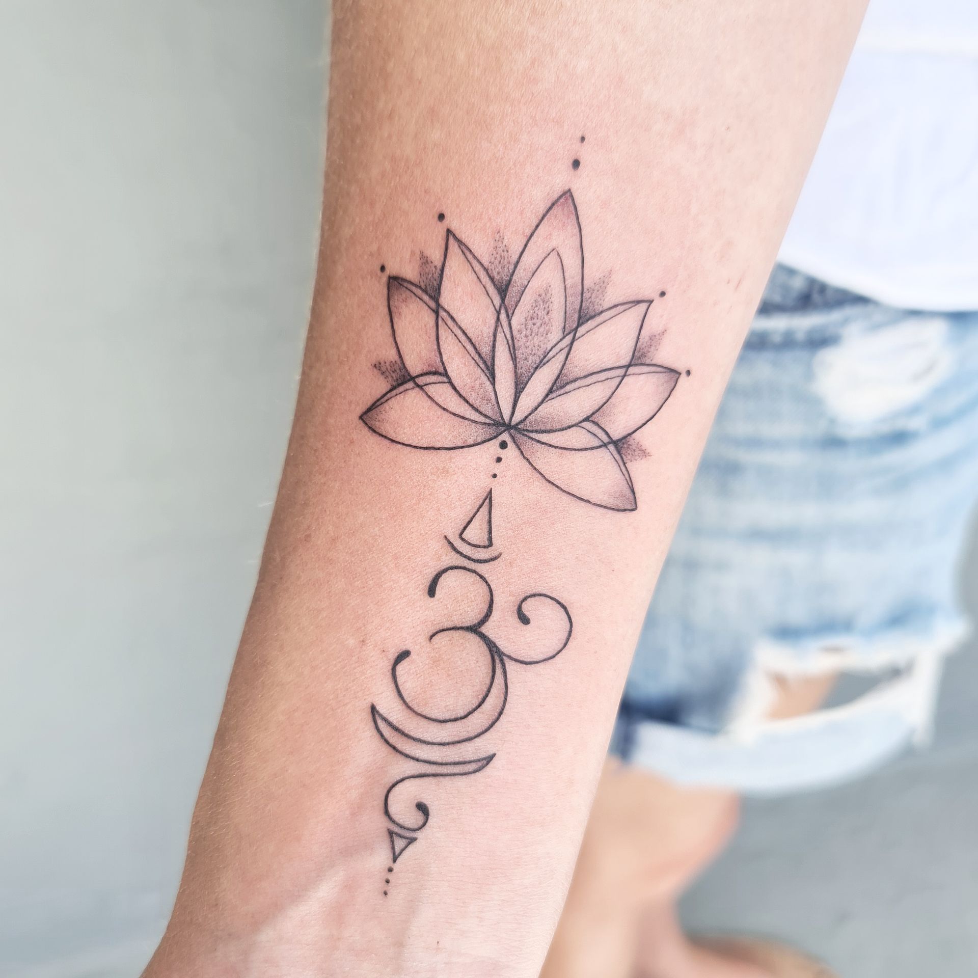 tattoo on right arm_3