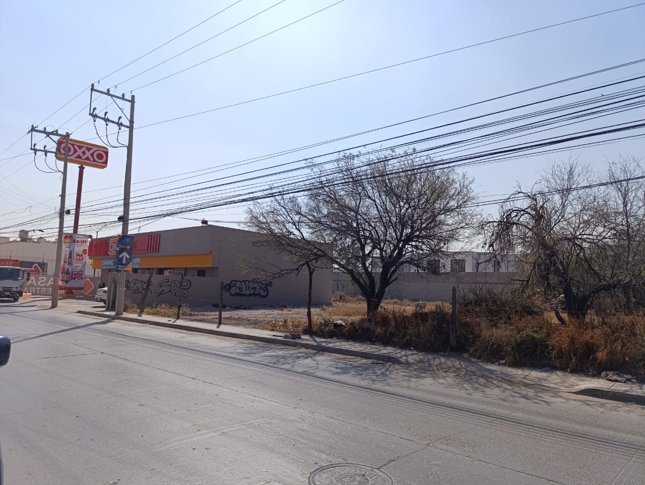 ?*TERRENO EN RENTA, CAMINO A SANTA RITA, VILLA DE POZOS*?  *A UN LADO DEL OXXO*