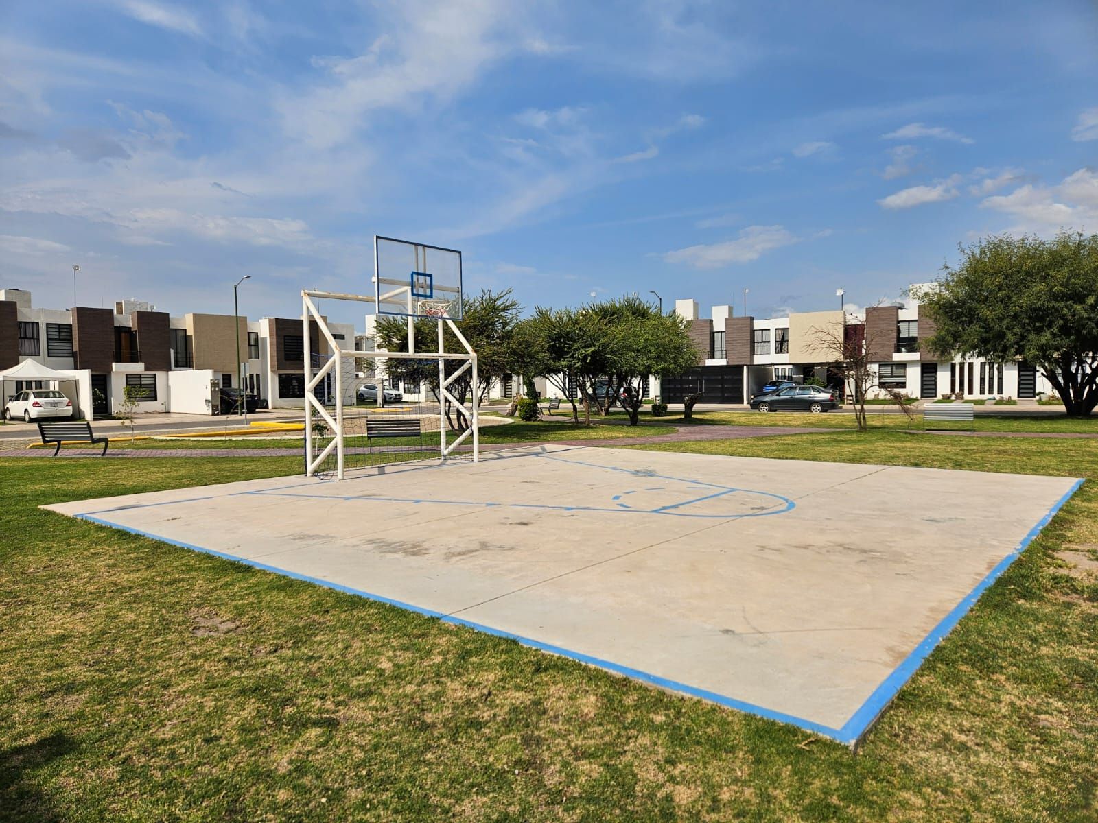 ?*SE RENTA CASA EN PRIVADA MAGNUS, VILLA DE POZOS*?