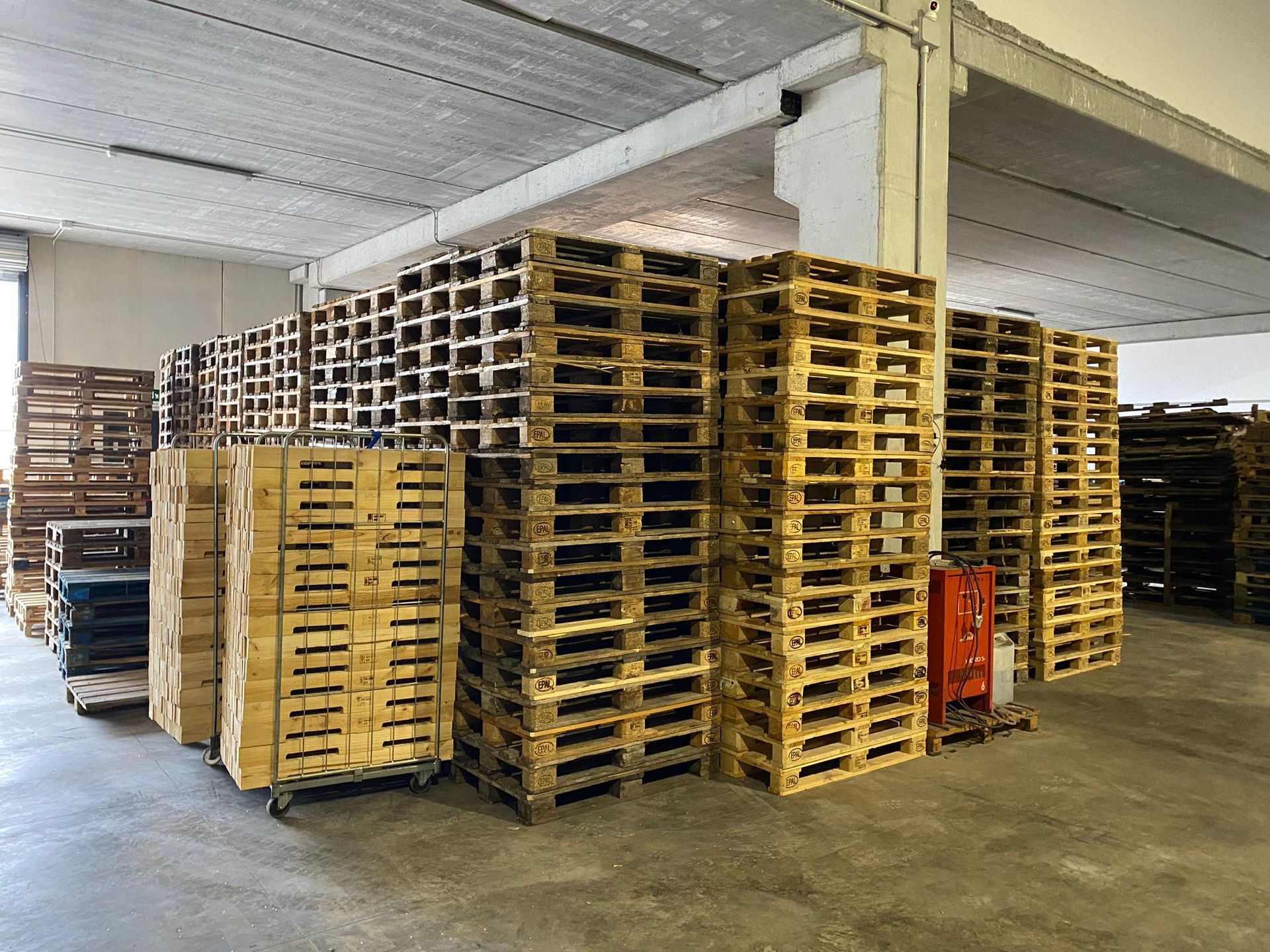 F.B.S. PALLETS VOLLA e CASORIA
