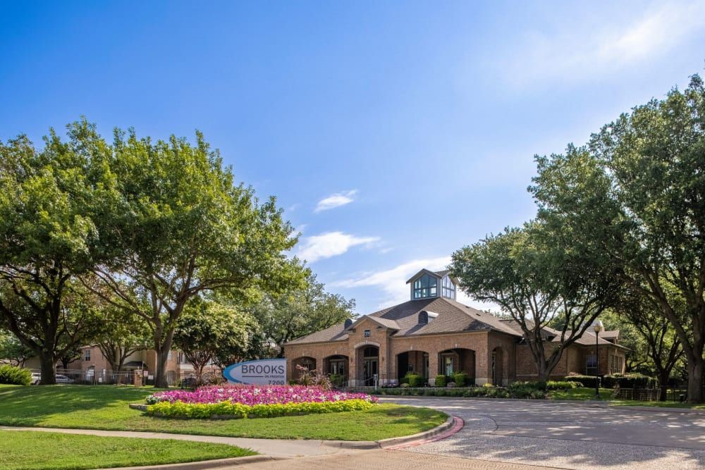 Exterior of leasing office at Brooks on Preston in Plano, TX.