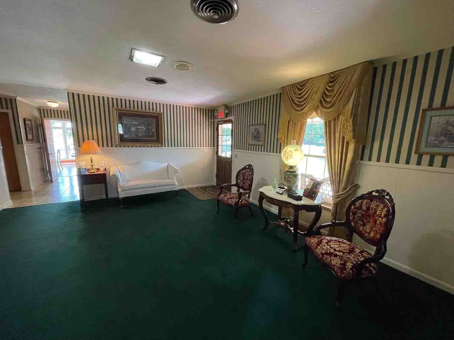 Red Boiling Springs Facilities