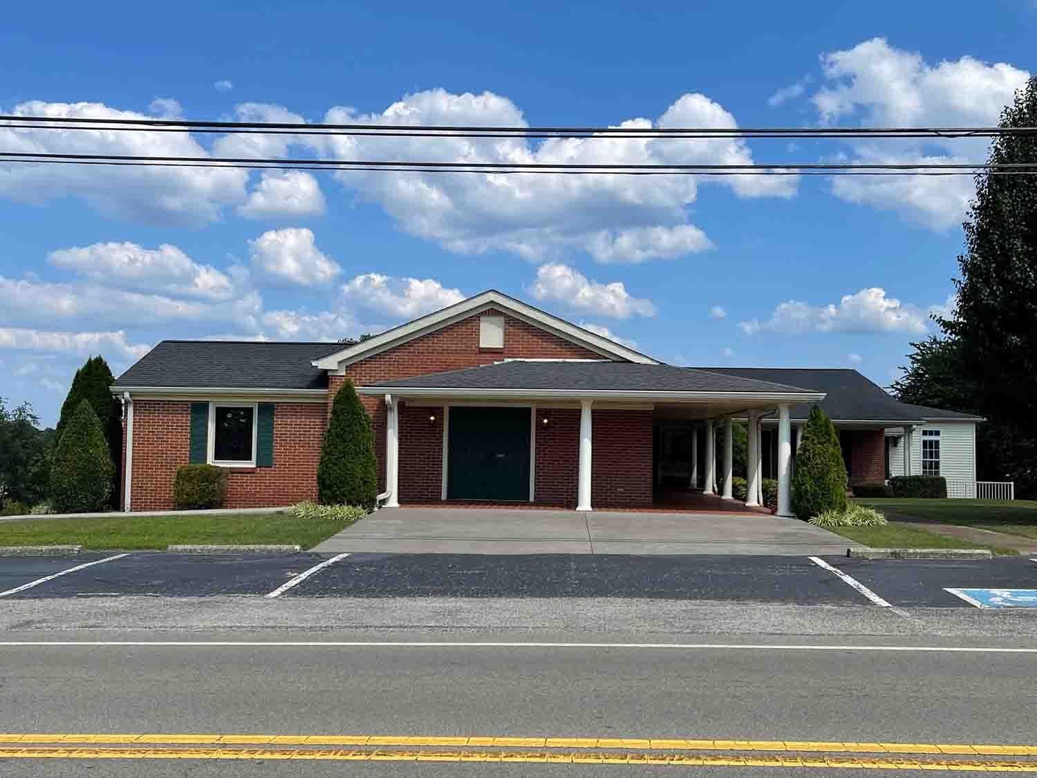 Red Boiling Springs Facilities