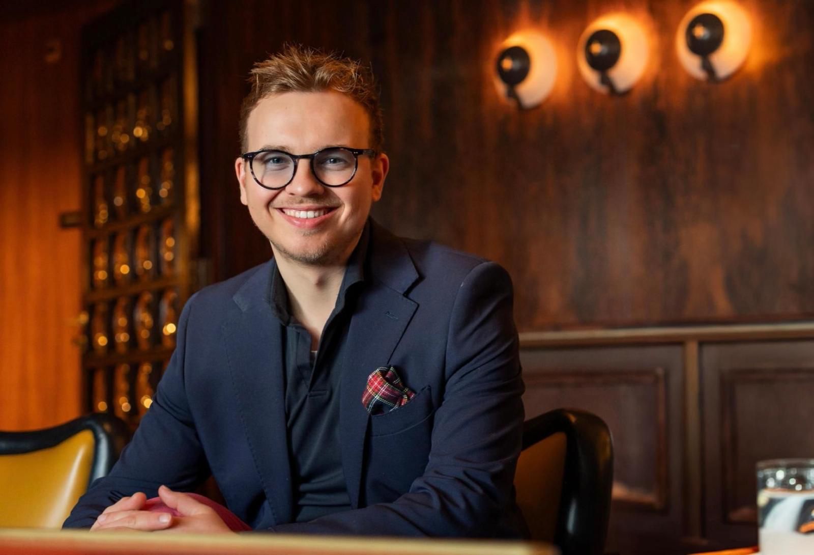 Diamanter Thobian van Leeuwen, specialist in diamanten onderscheiden en taxeren