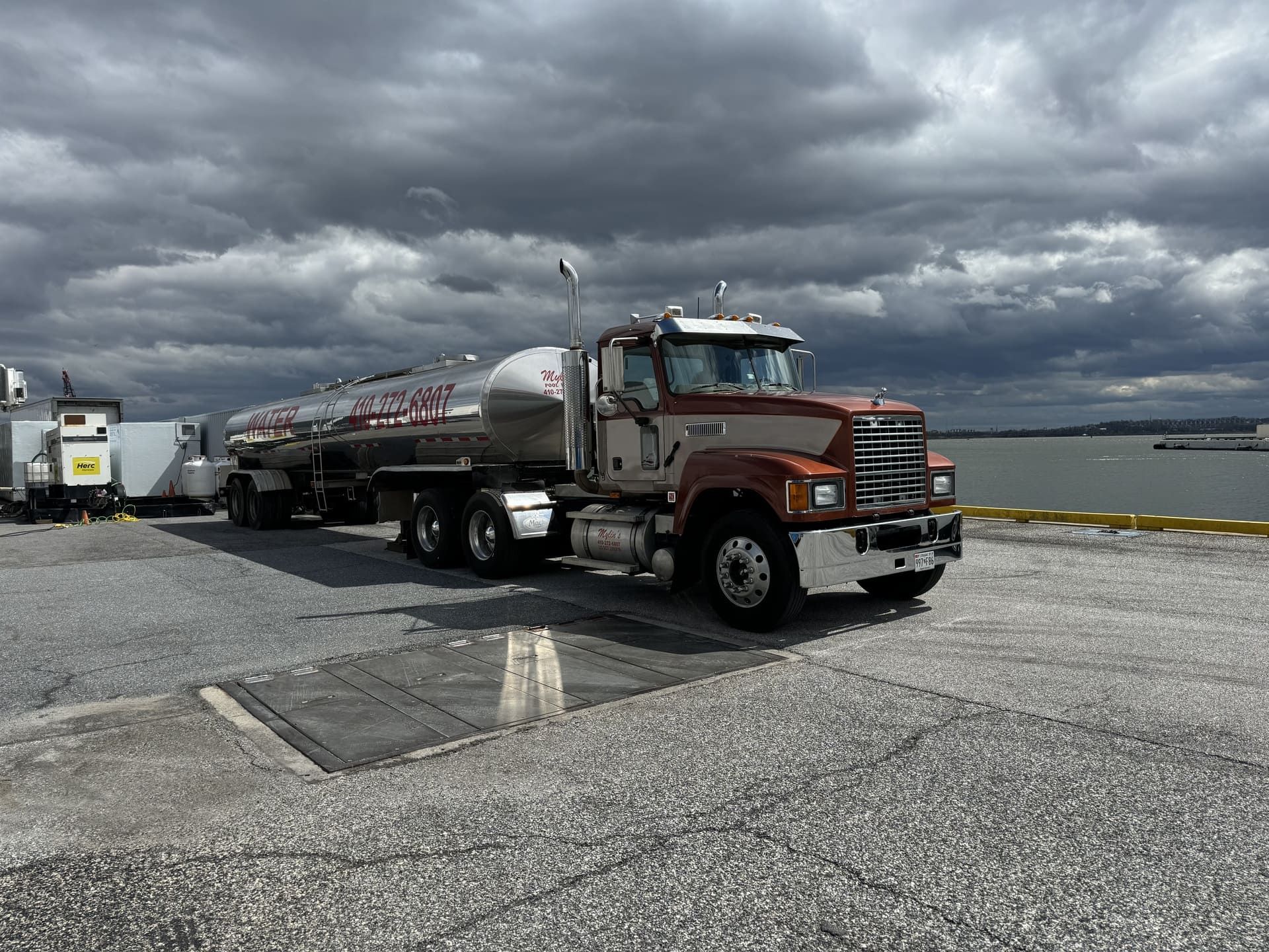 Mylin's Pool Water 20