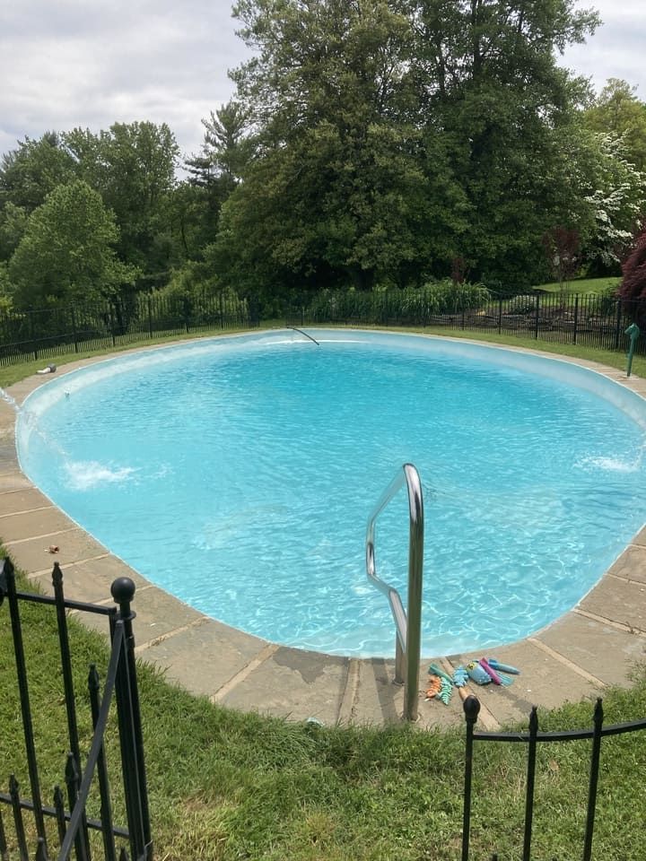 Mylin's Pool Water 61