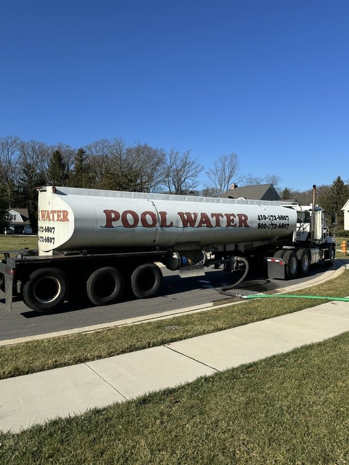 Mylin's Pool Water 67