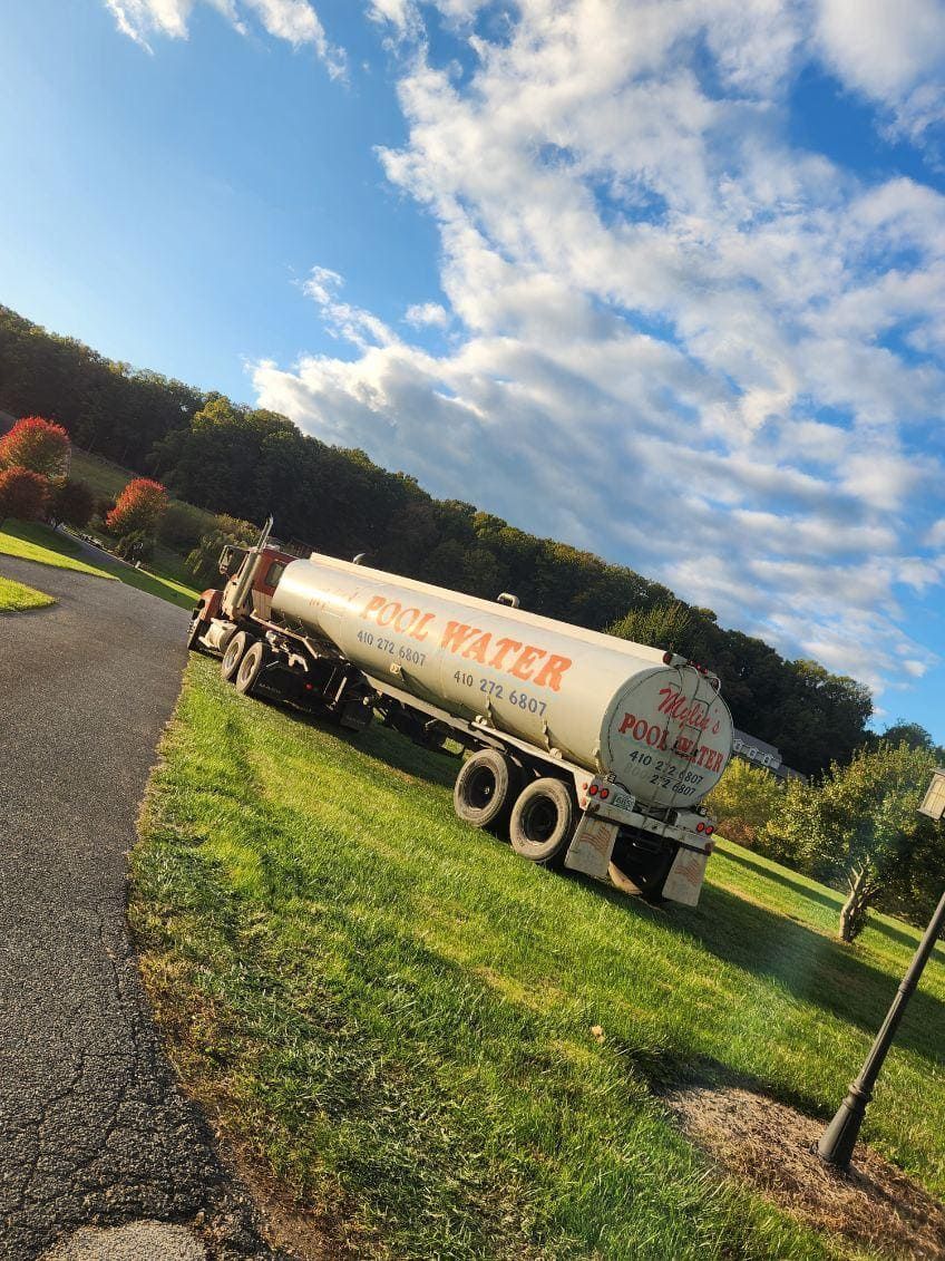 Mylin's Pool Water 8