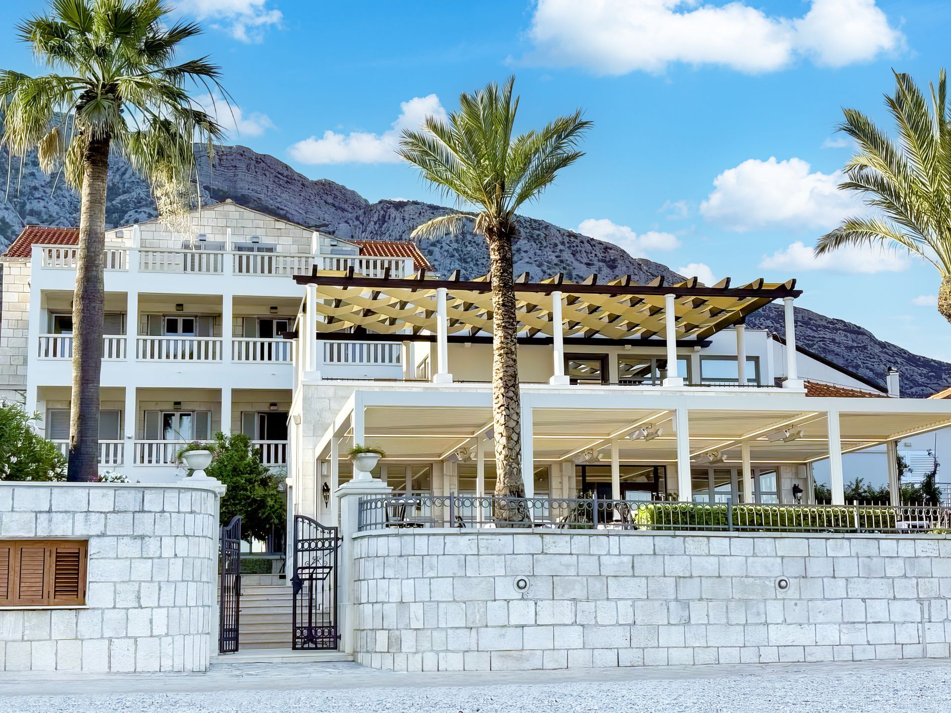 Kapetanov Dvor Restaurant