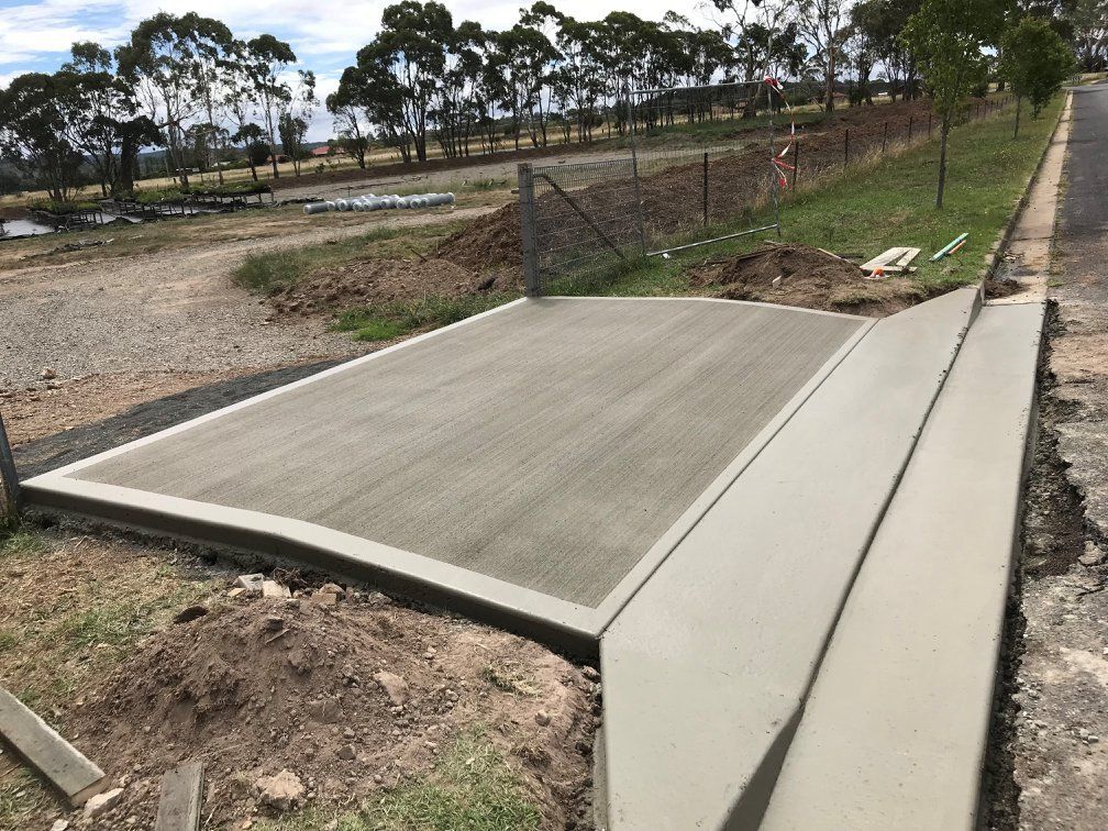 Footpaths — Smithcrete Concreting in Uralla, NSW