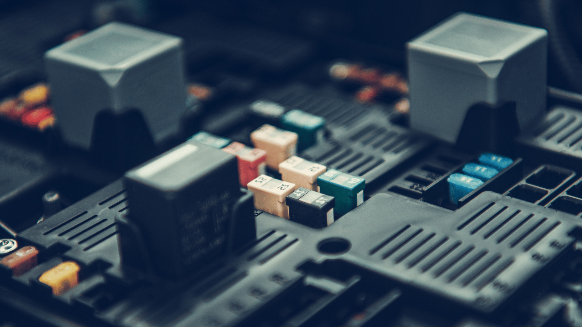 a series of electrical circuit