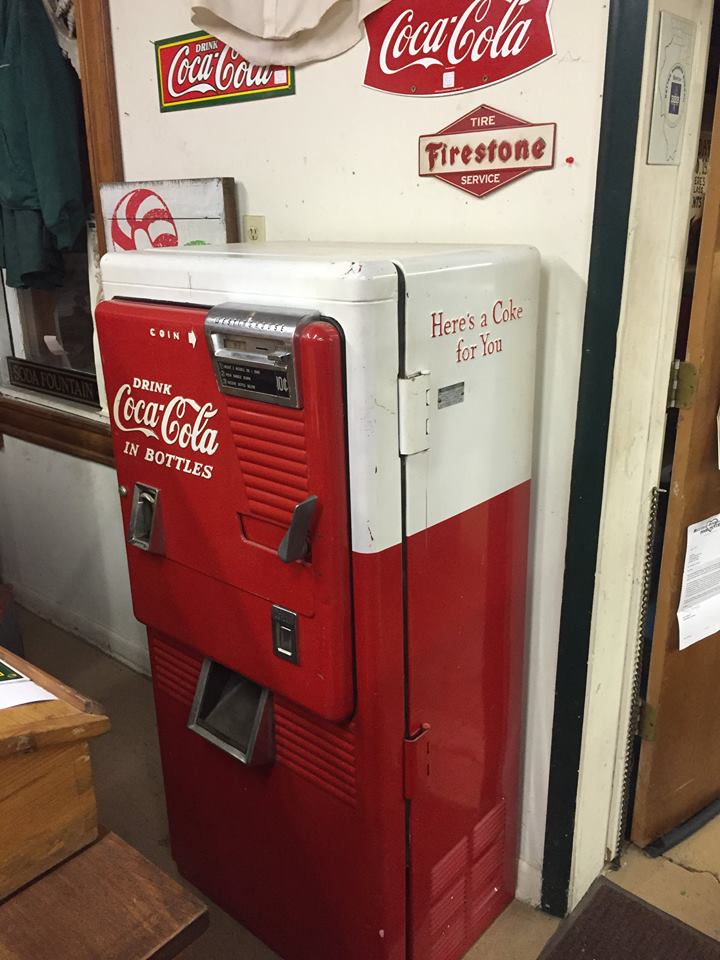 Coca Cola Dispenser - restoration belvidere il in Belvidere, IL