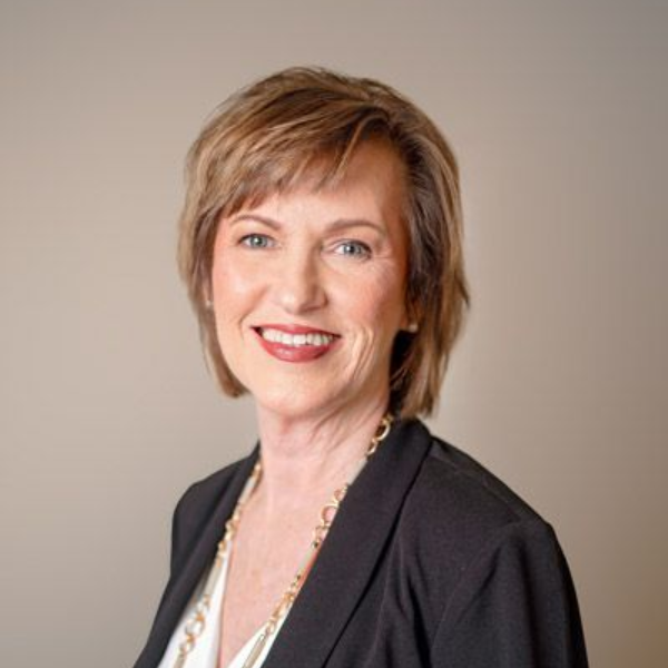 Tracy West Headshot | Willie and Willie Home Builder