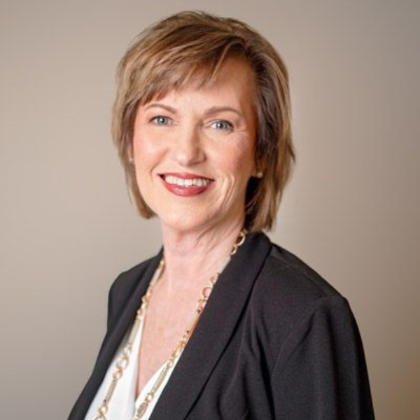 Tracy West Headshot | Willie and Willie Home Builder