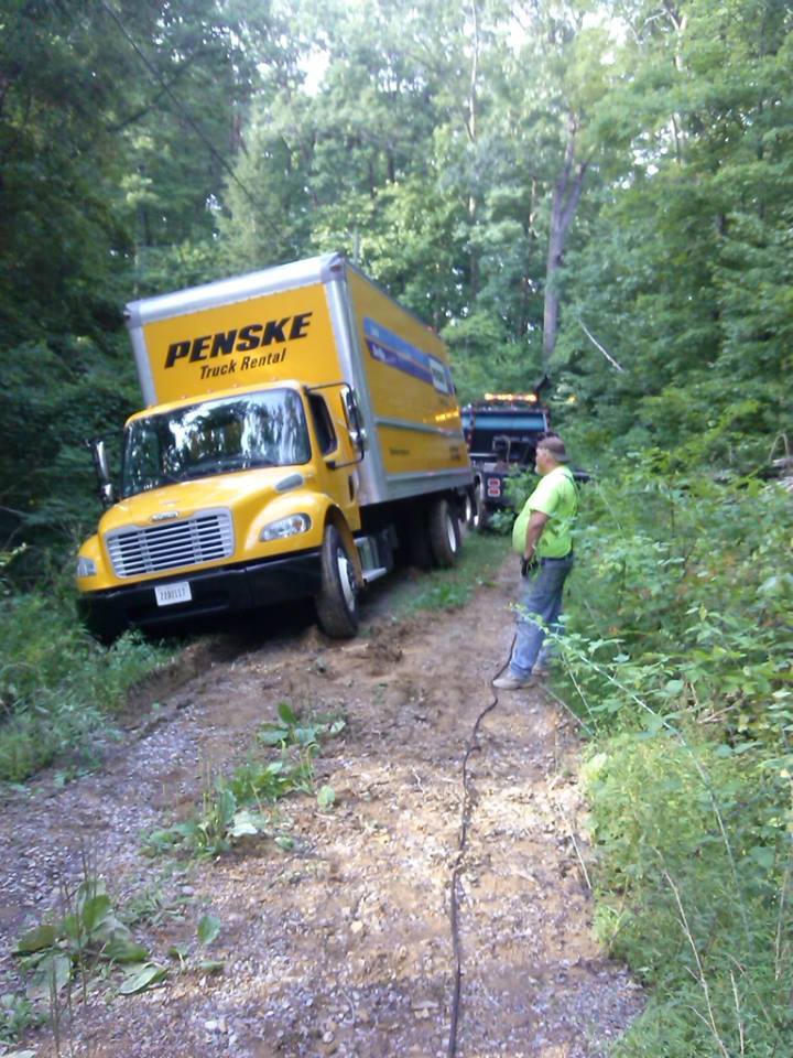 Penske Truck rental — Pigeon Forge, TN — Carr's Auto Service