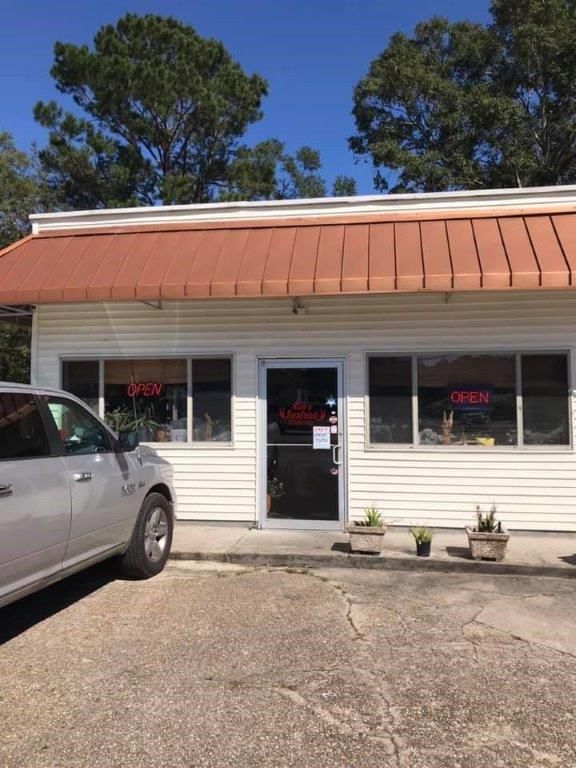Seafood Market - Denham Springs, LA - Ron’s Seafood Market