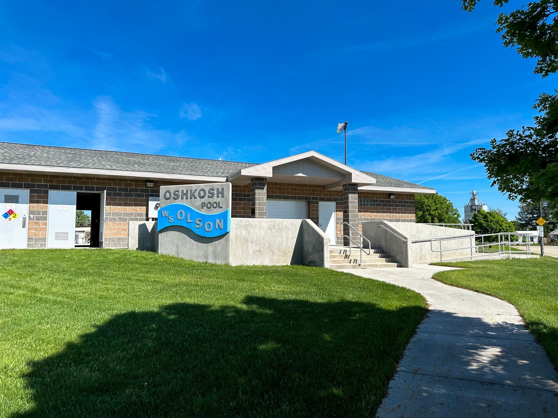 Oshkosh, NE, pool, playground, restaurants, shopping, vacation, lake community,