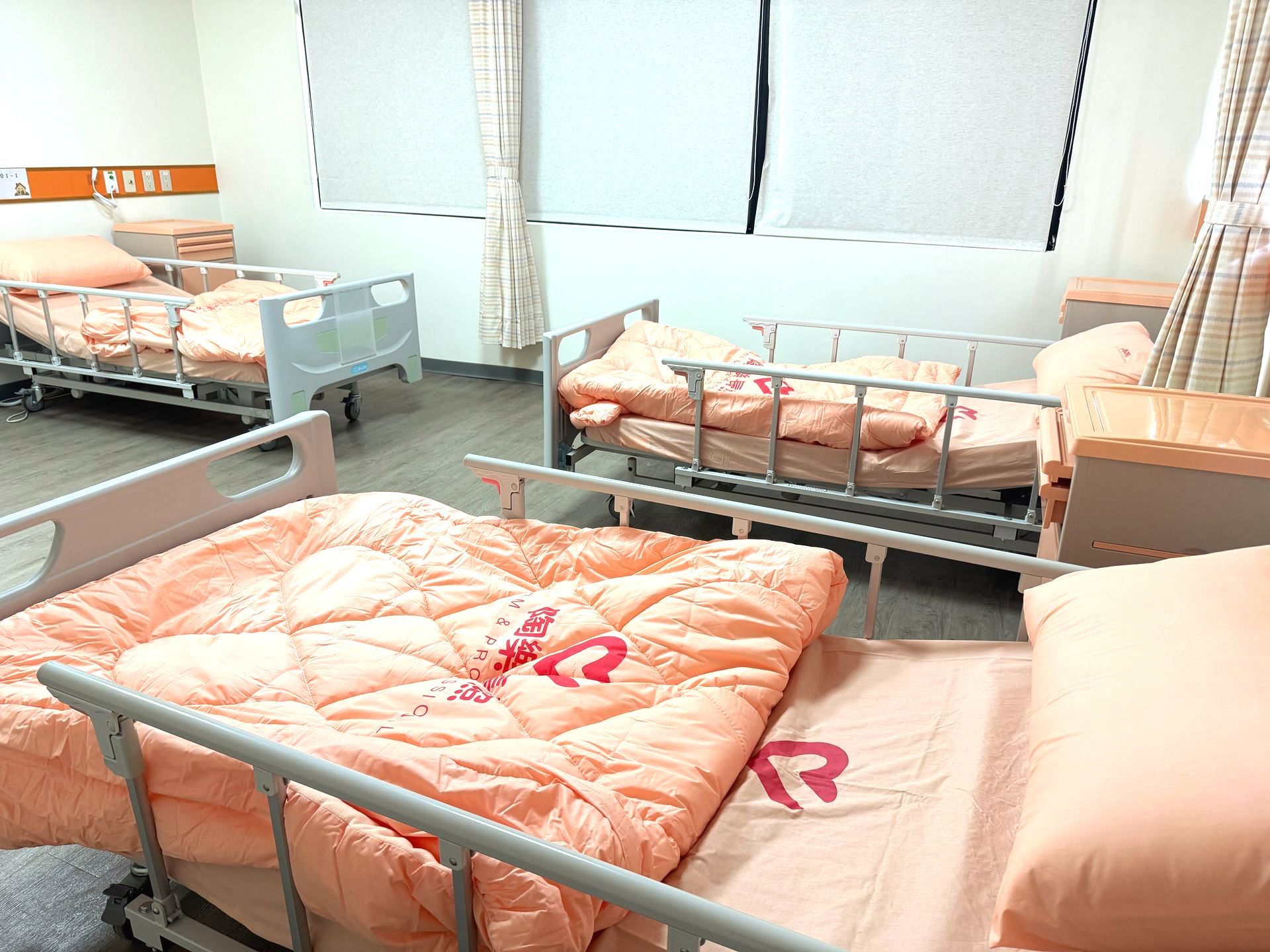 陶樂長照,照顧者,被照護者,長照服務,長期照顧,醫療服務,生活支持,心理支持,陪伴長者,行動失能,照護環境,專業照顧,安穩休息,飲食照護,復健理療