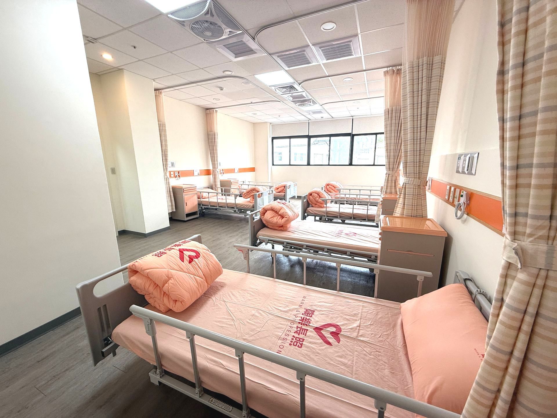 陶樂長照,照顧者,被照護者,長照服務,長期照顧,醫療服務,生活支持,心理支持,陪伴長者,行動失能,照護環境,專業照顧,安穩休息,飲食照護,復健理療