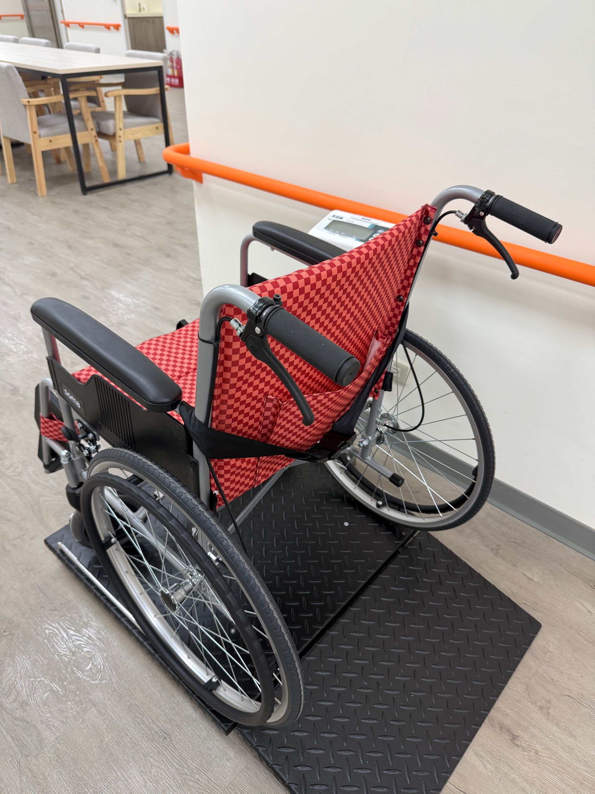 陶樂長照,照顧者,被照護者,長照服務,長期照顧,醫療服務,生活支持,心理支持,陪伴長者,行動失能,照護環境,專業照顧,安穩休息,飲食照護,復健理療