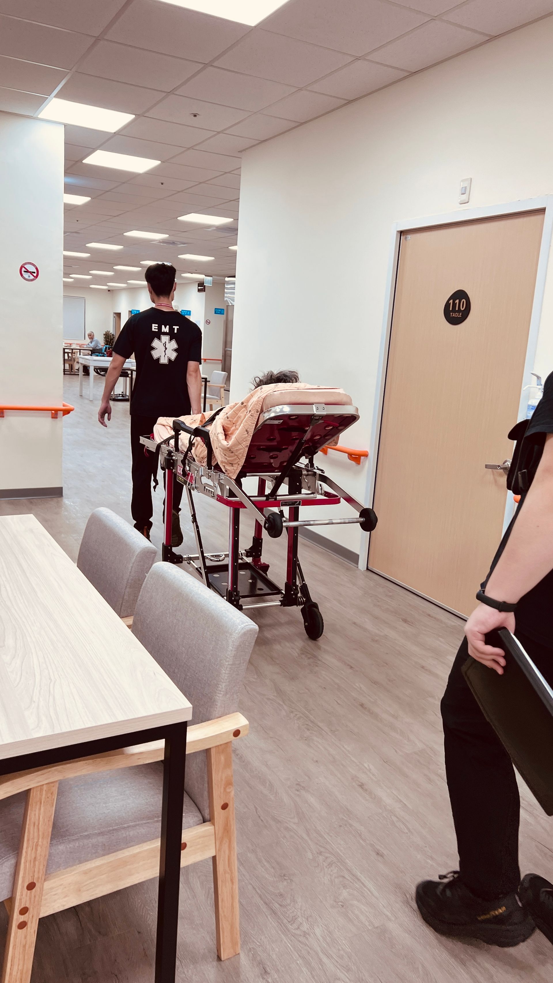 陶樂長照,照顧者,被照護者,長照服務,長期照顧,醫療服務,生活支持,心理支持,陪伴長者,行動失能,照護環境,專業照顧,安穩休息,飲食照護,復健理療