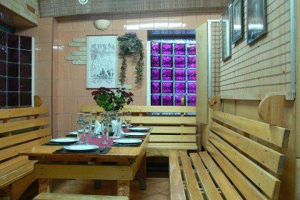 pirts atpūta, kompānija, galdiņi, pirts atpūta, svinības, svētki, kur svinēt dzimšanas dienu, romantiska atpūta, spa rituāli