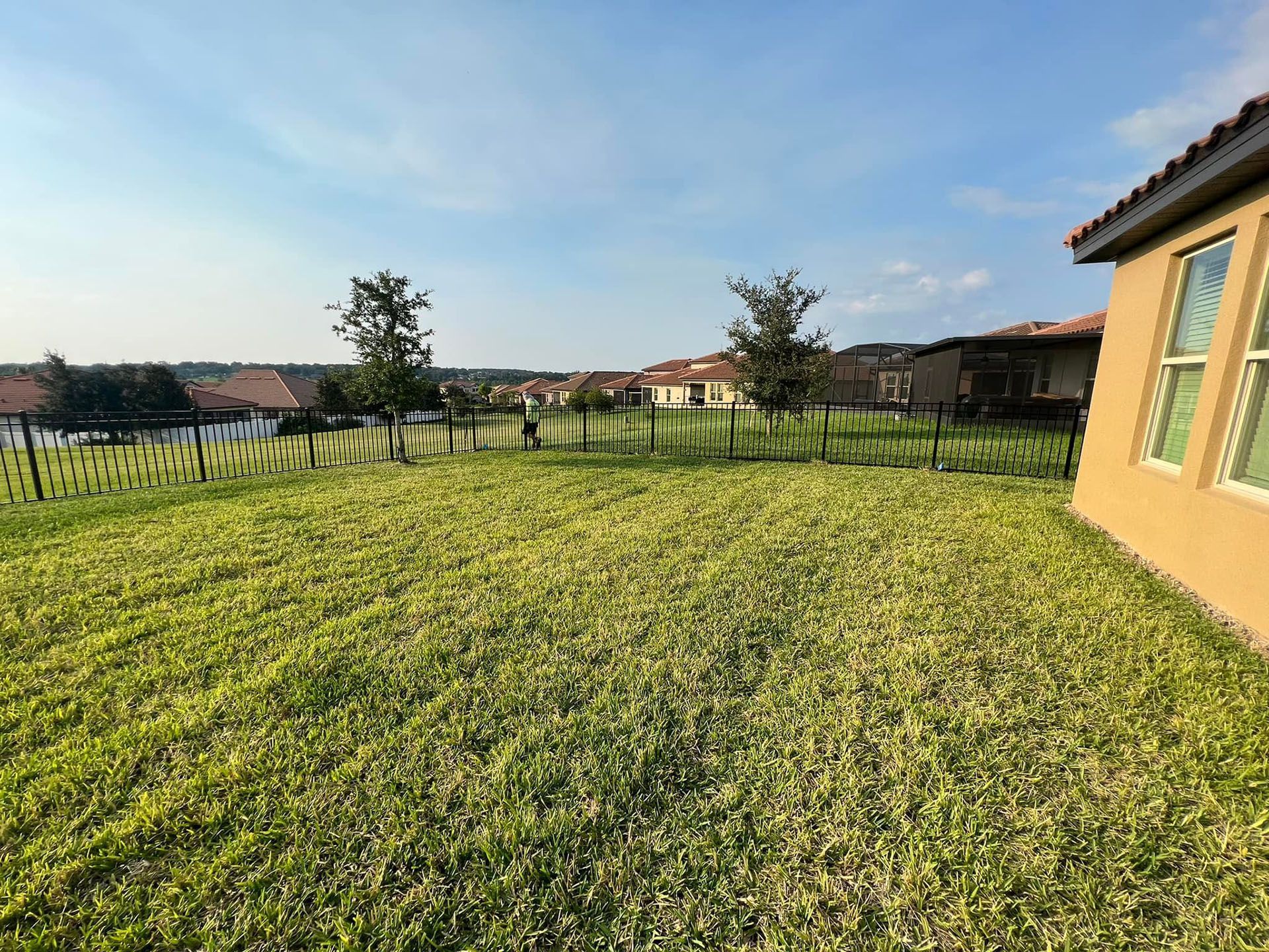 Fence installation services 38