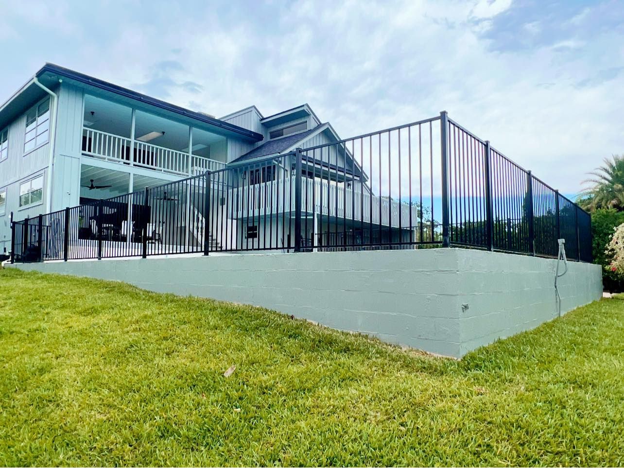 Fence installation services 35