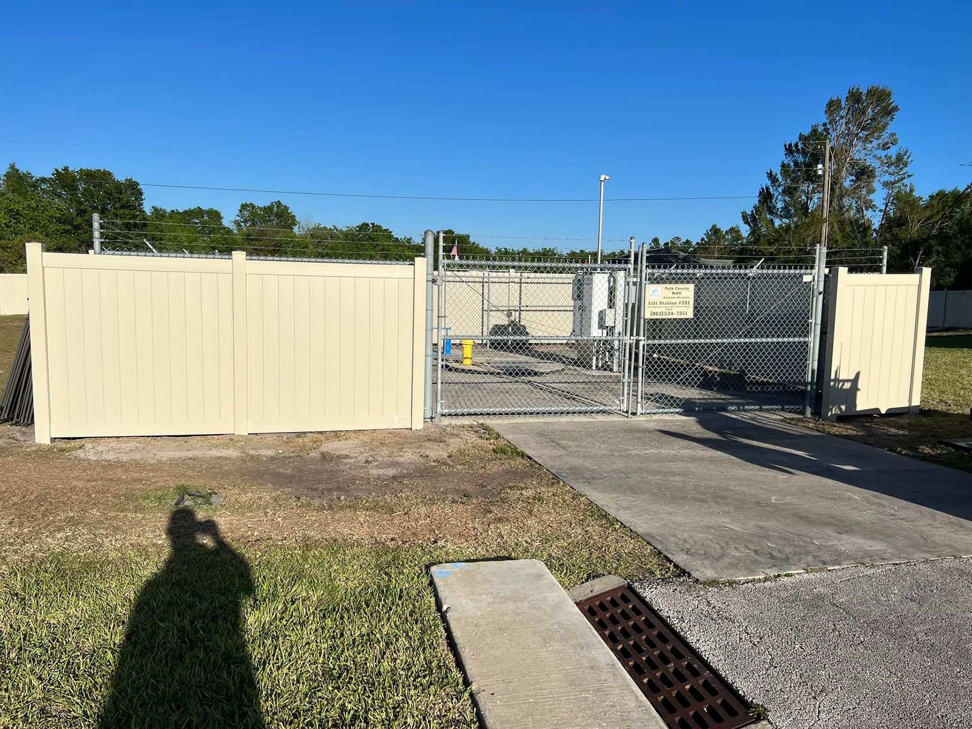 Fence installation services 30