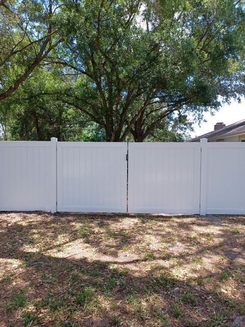Fence installation services 15