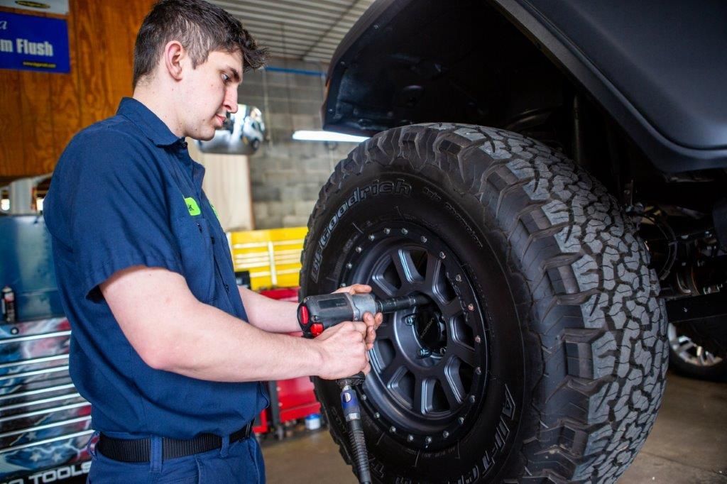 Shop Gallery Image | Eby's Garage
