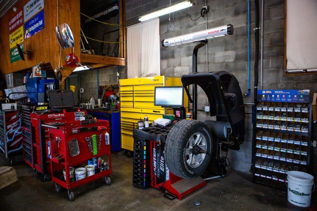 Shop Gallery Image | Eby's Garage