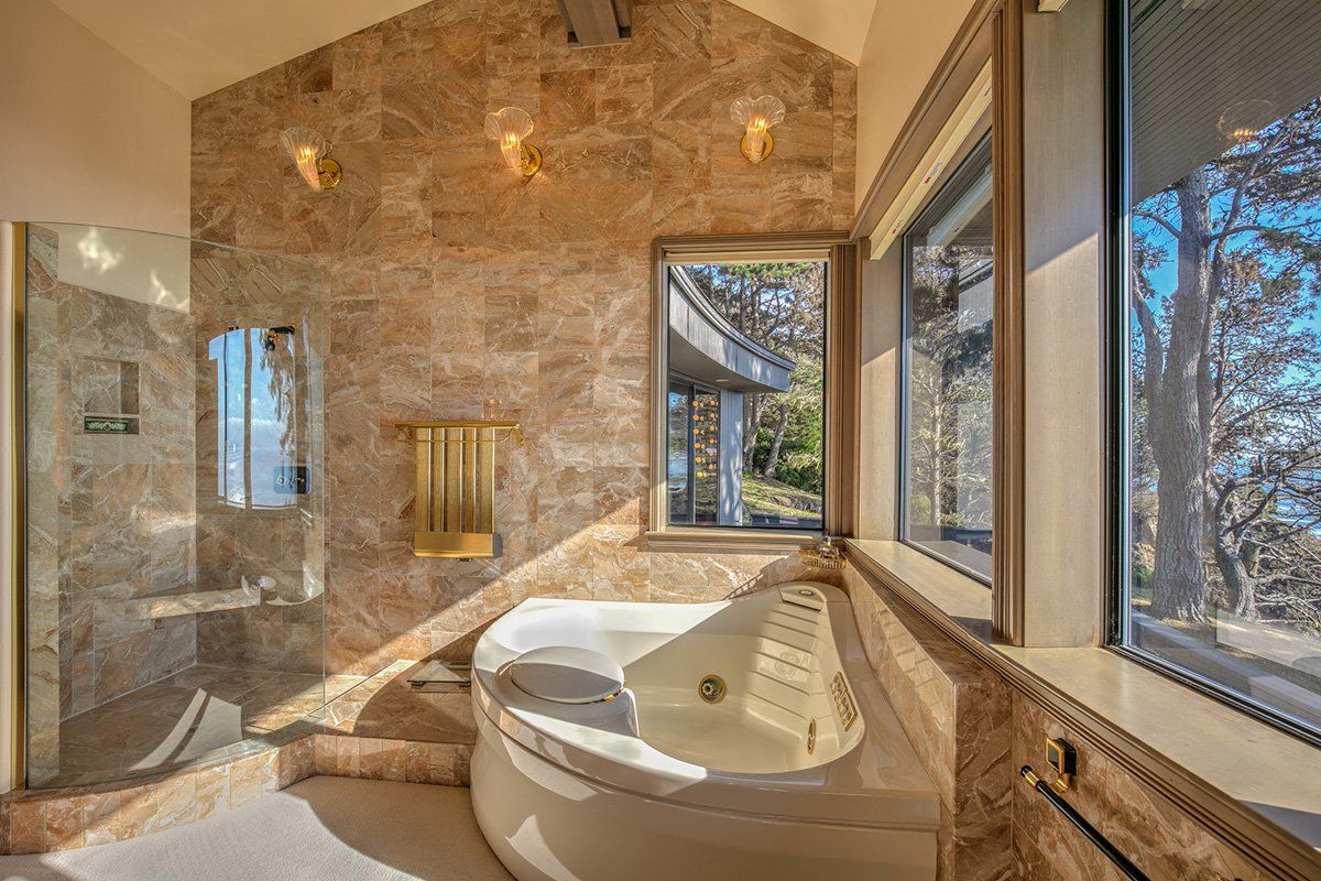 Same day quote for Bathroom remodeling. How much does it cost to remodel a bathroom?