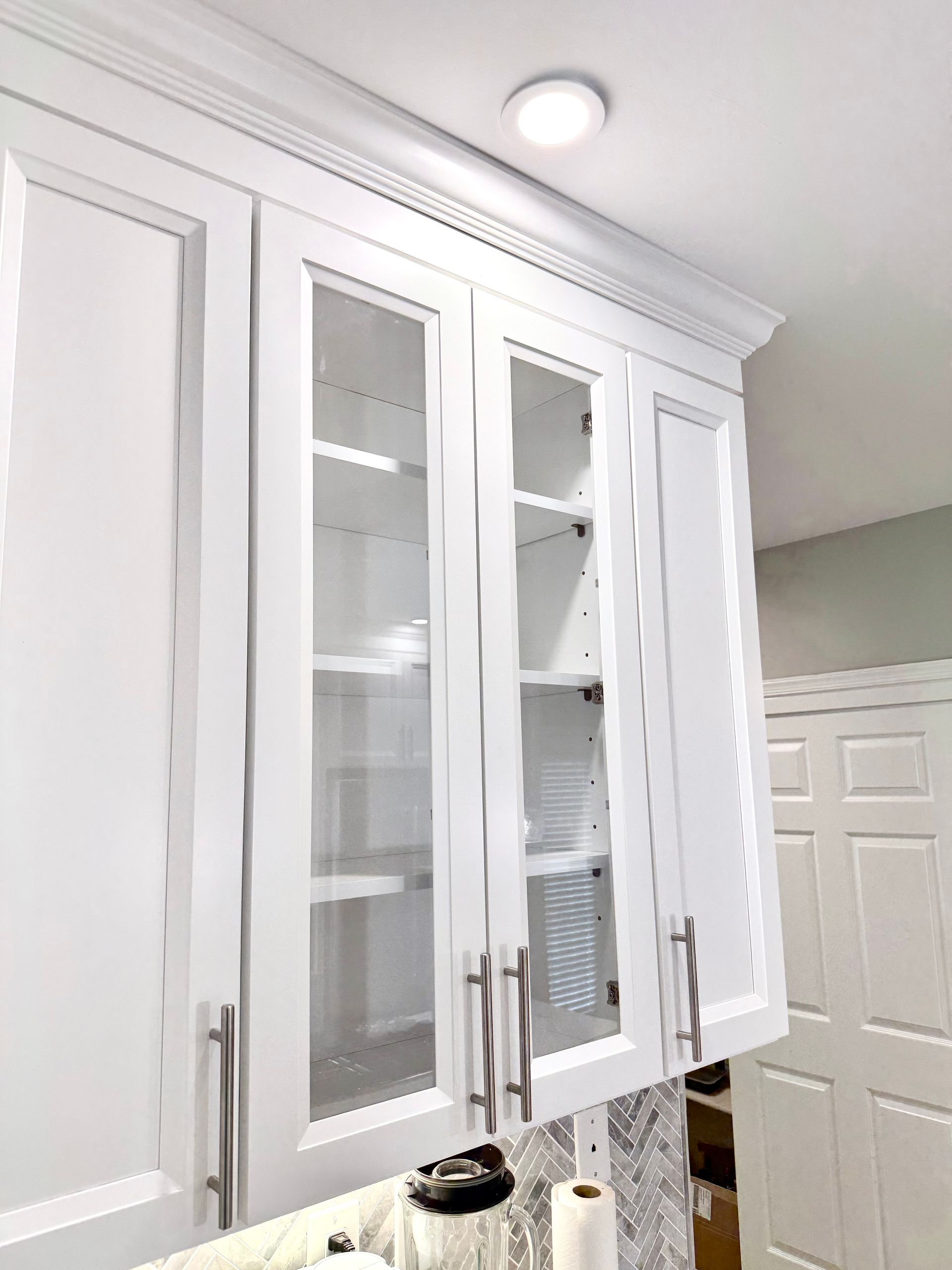 Looking for kitchen cabinet replacement or new kitchen countertops in Timonium, MD? Contact us!