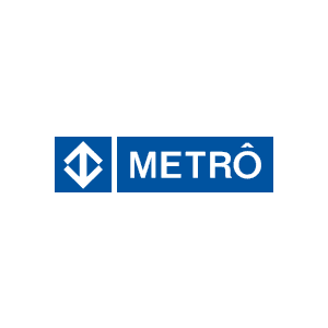 Um logotipo de metrô azul e branco em um fundo branco.
