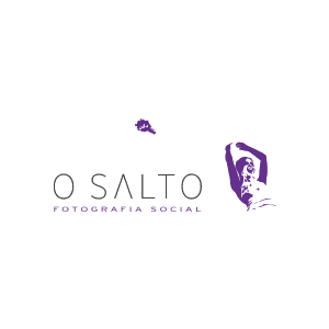 A purple logo for o salto fotografia social