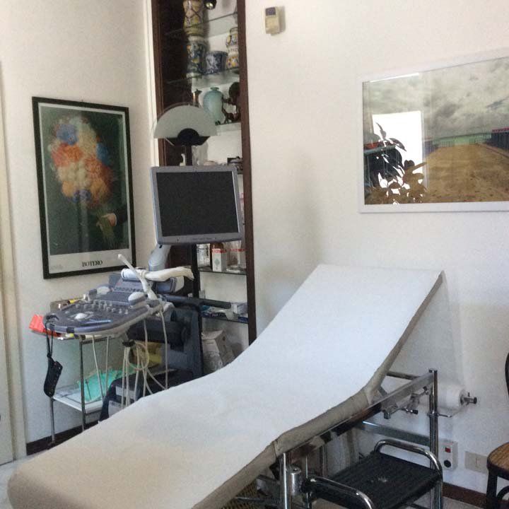 lettino per paziente