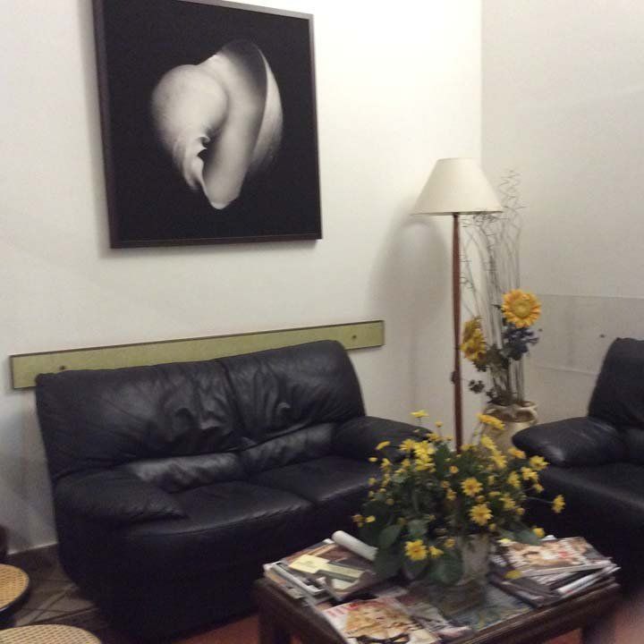 poltrona per attesa in studio medico