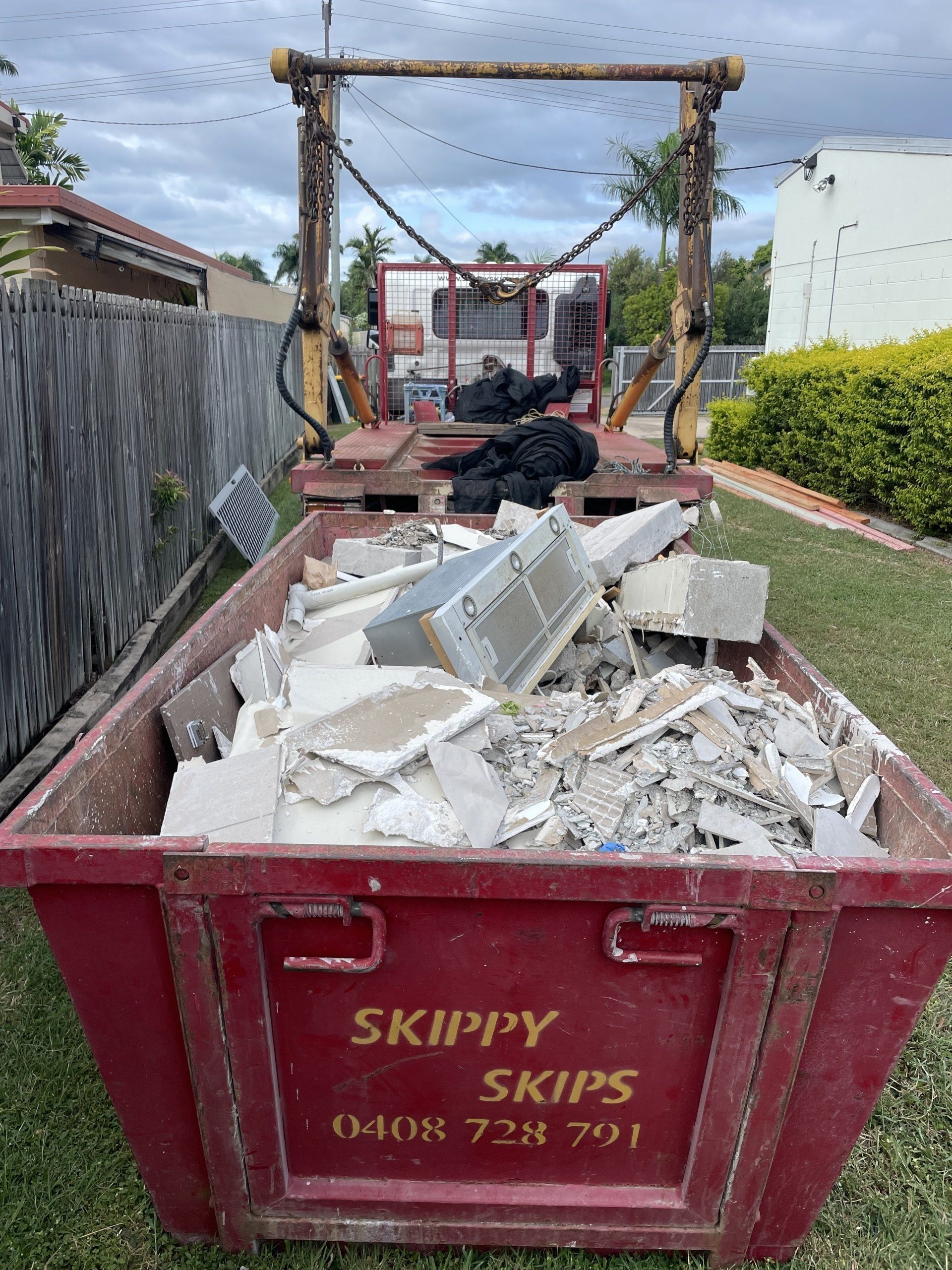 Skip Bin Prices & Orders Townsville Skippy Skips