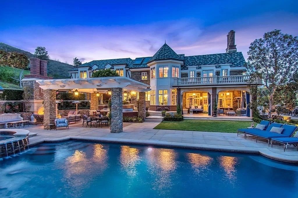 Traditional Style Estate