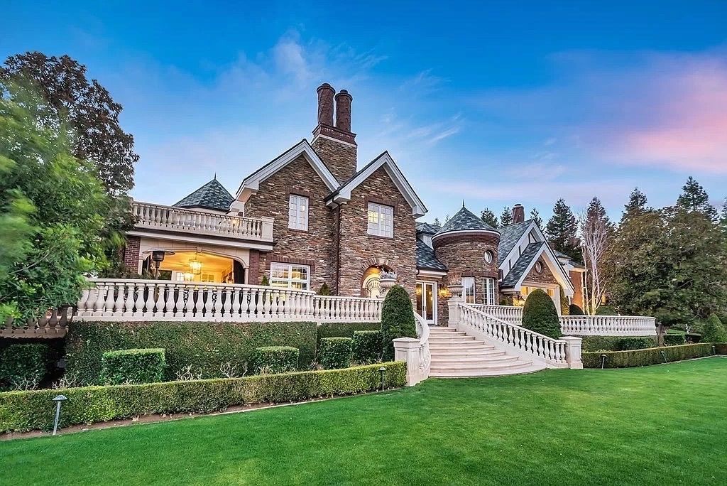 Traditional Style Estate