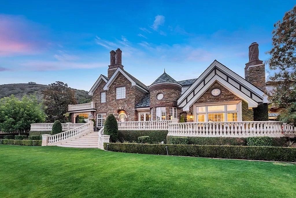 Traditional Style Estate