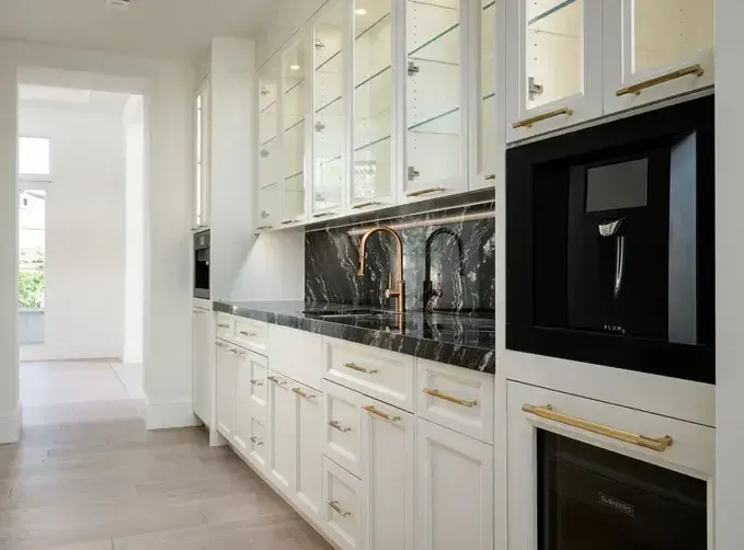 Butler’s Pantry in Your Luxury Home