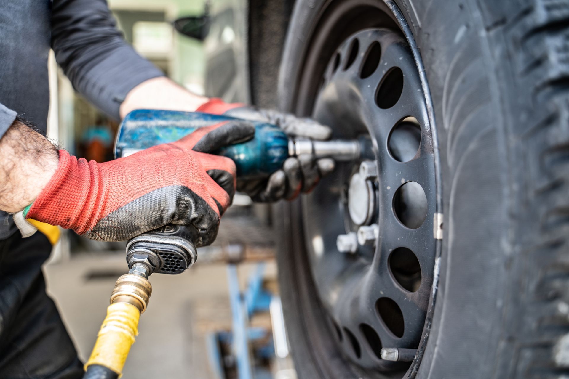 Tire Replacement and Repair - Greenwood, IN - Diesel Tech Truck & Trailer