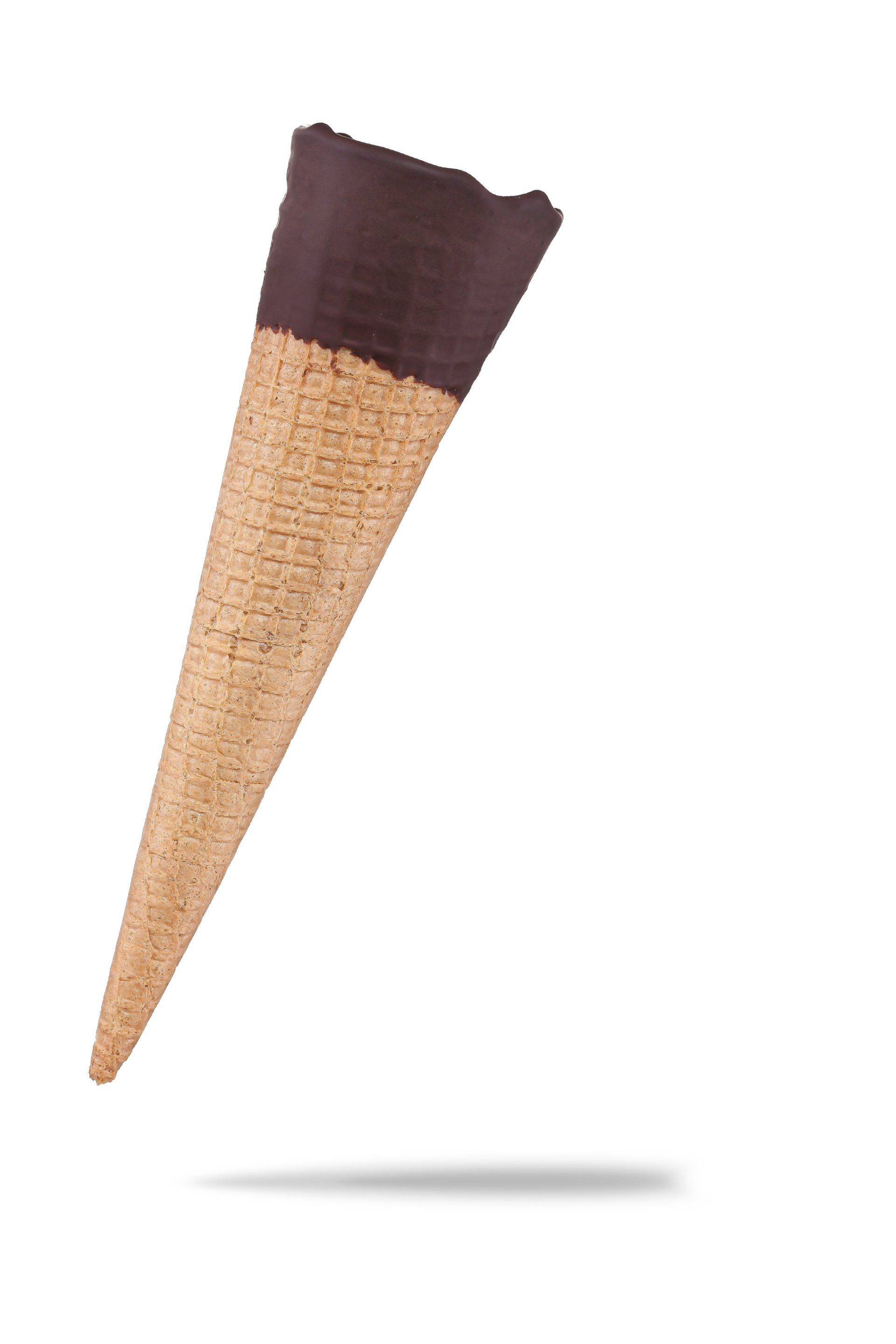 cono ricoperto di cioccolato fondente