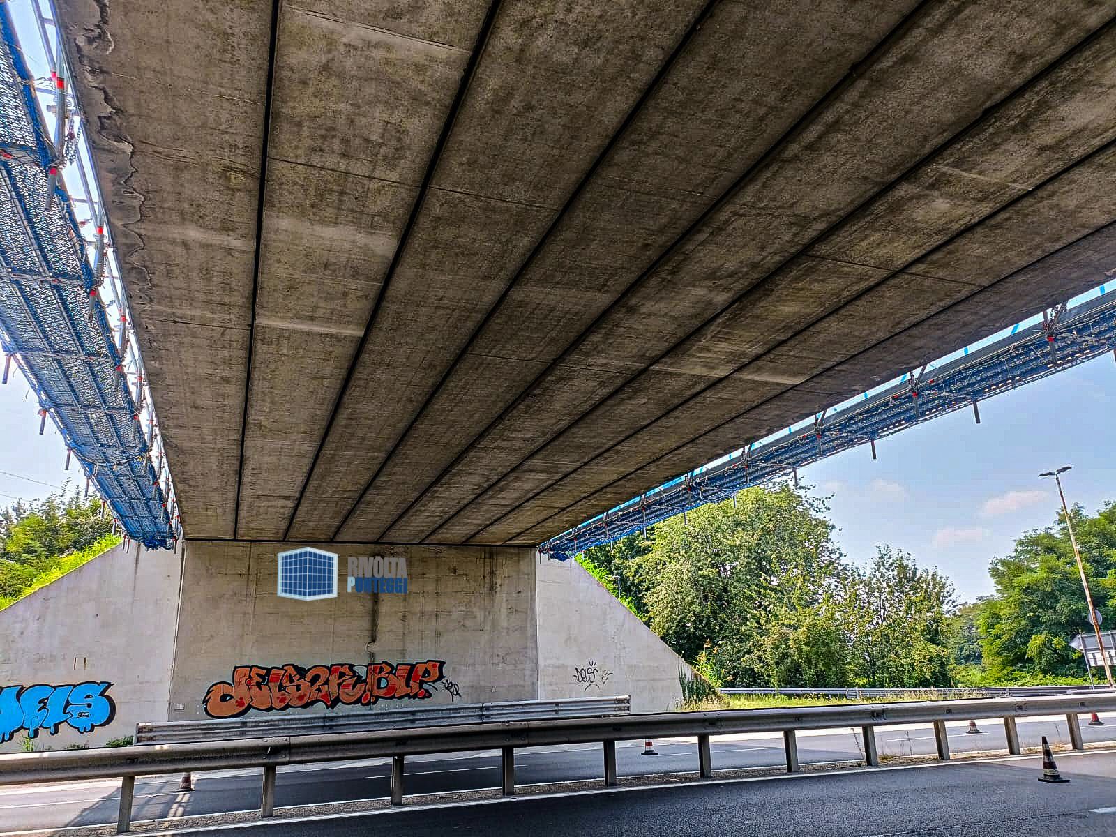 ponteggio sospeso per cordoli