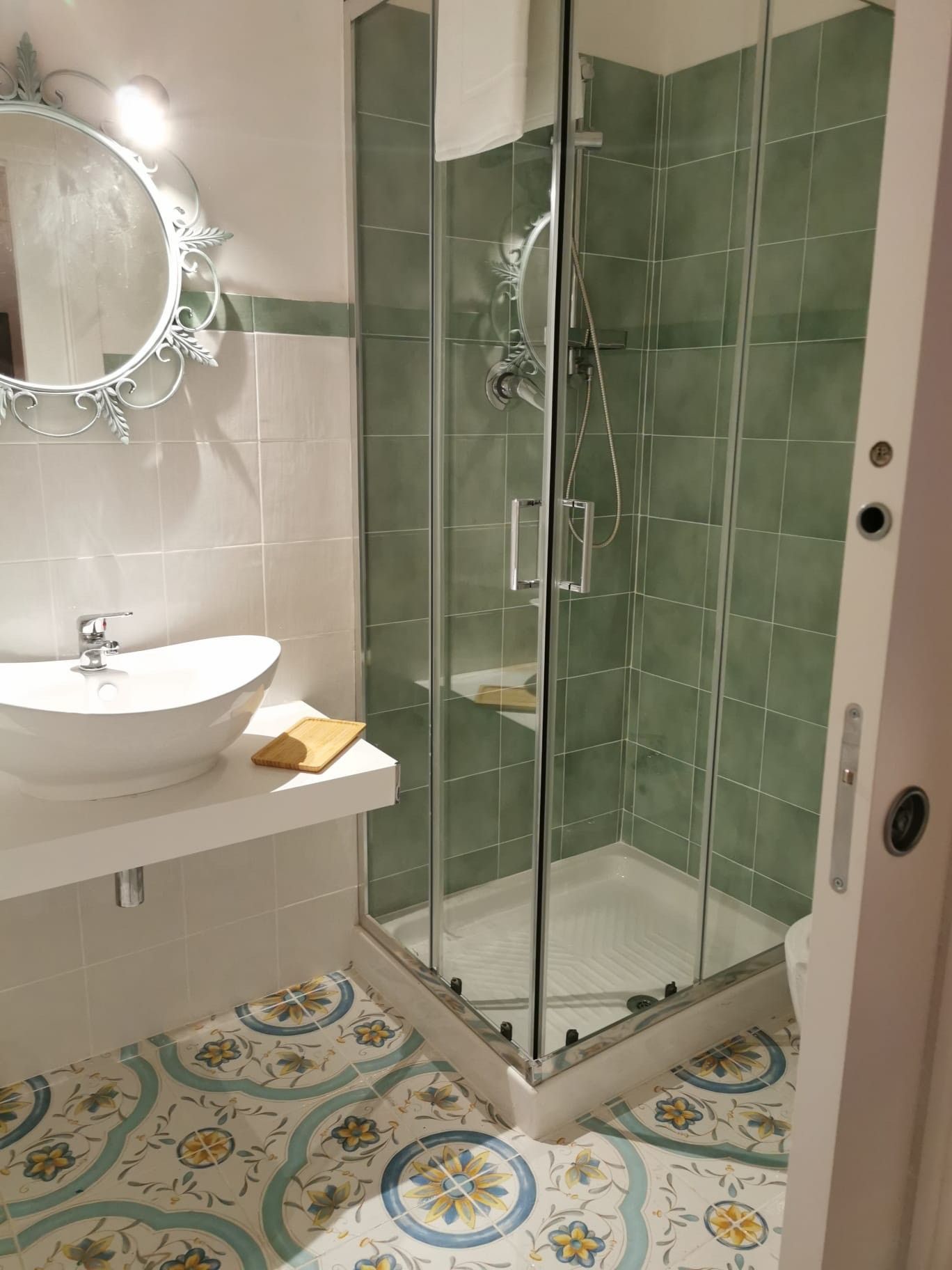 camera Ischia - Bagno Casa Petrarca