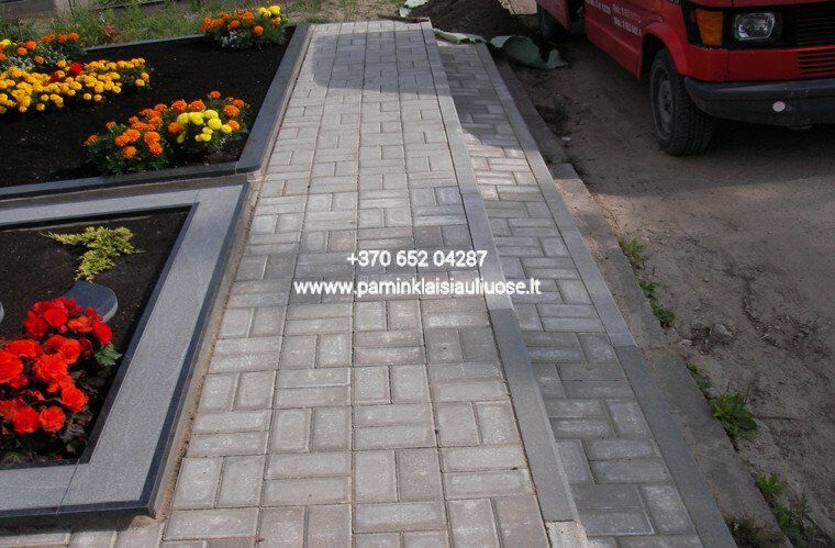 Akmenita - Kapų apdaila