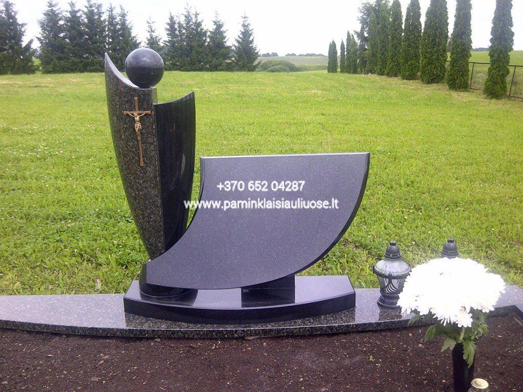 Akmenita, ĮI | 2 dalių paminklai