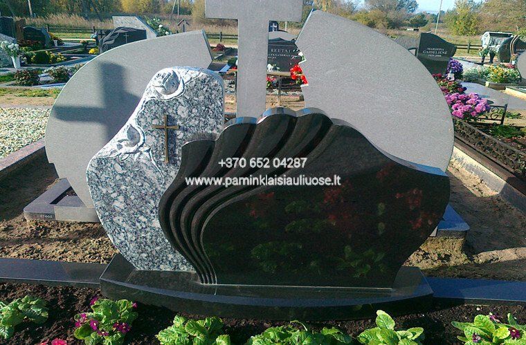 Akmenita, ĮI | 2 dalių paminklai